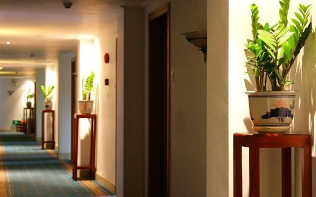 Huahong Hotel