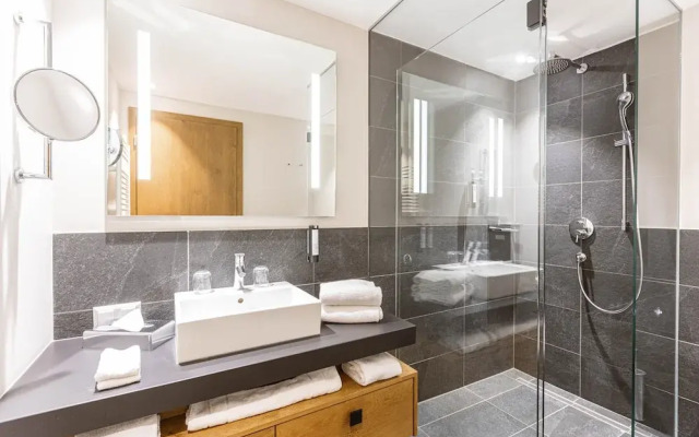 Premium Apartment With 2 Bedrooms