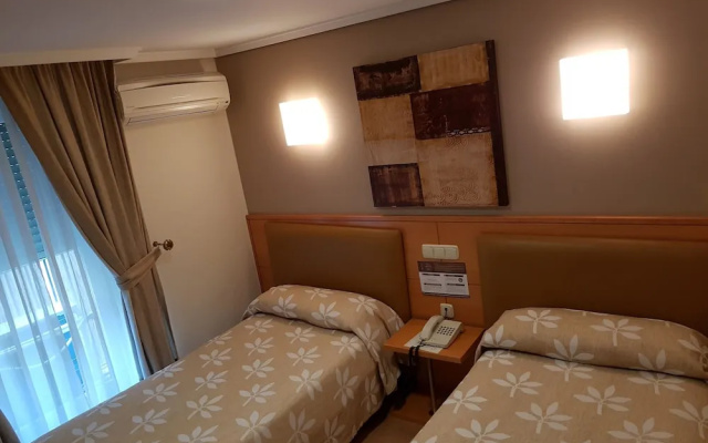 Hostal Arotza