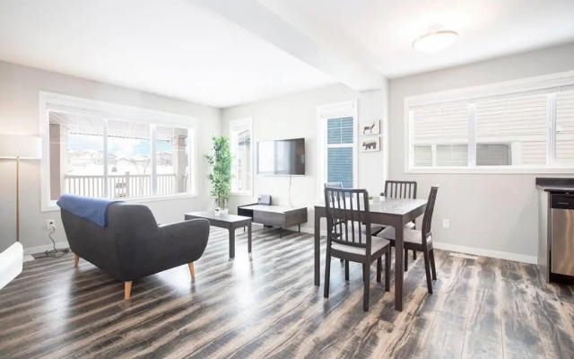 Stunning 3 Bedroom Townhouse