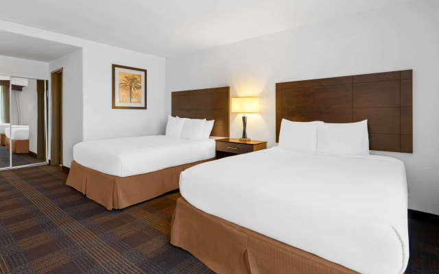 Best Western Date Tree Hotel