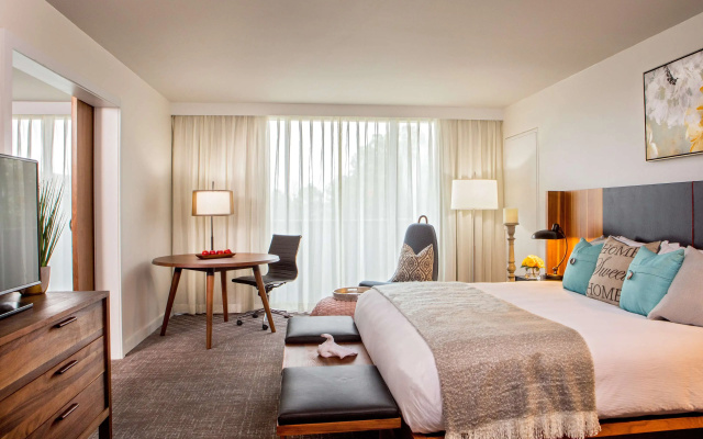 DoubleTree by Hilton Atlanta Windy Hill Ballpark