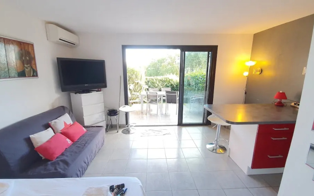 T1 Confort Piscine Wifi Park Rdj