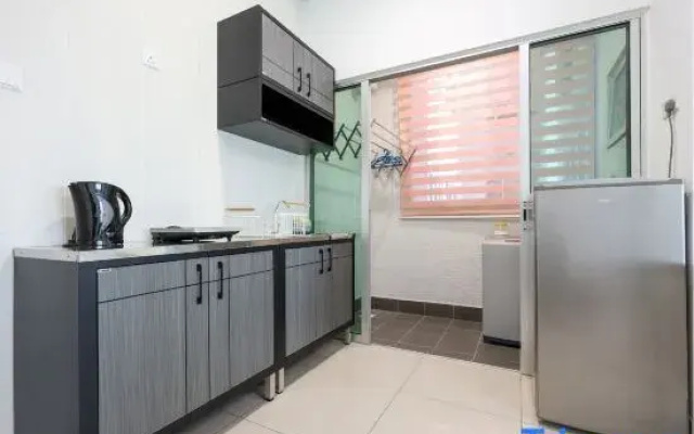 Razak City Residences Block C1 by Favspace