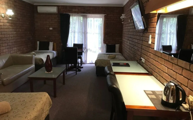 Jolly Swagman Motor Inn