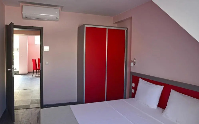 Visito Apart House