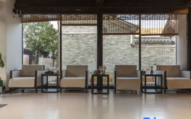 Yunbo Hot Spring Resort Hotel