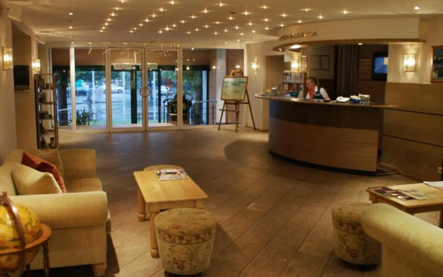 Amrita Hotel