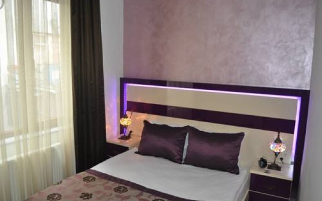 Taxim Ares Residence