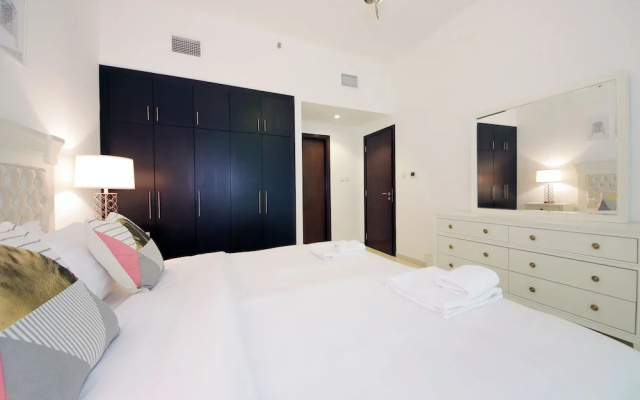 Signature Holiday Homes - Al Fahad Dubai