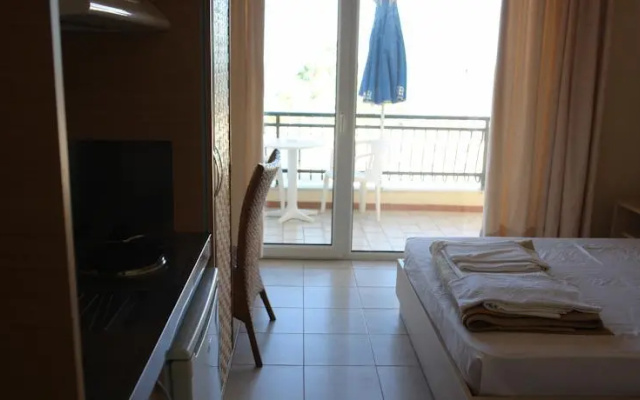 Pantheon Beach Hotel