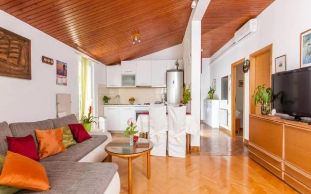 Apartments Jadro - 250m from beach