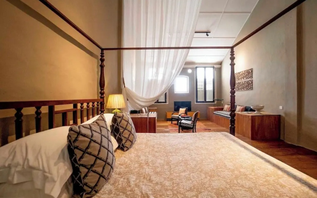 Argus Residence