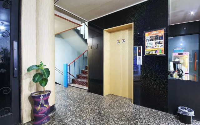 Gunsan L Hotel