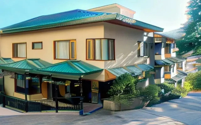 Country Inn Premier Pacific Mall Road Mussoorie