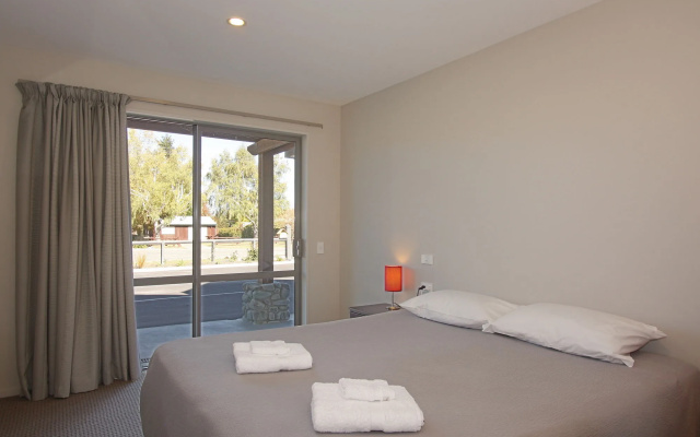 Hanmer Apartments