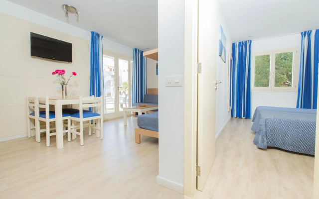 Aparthotel Flora