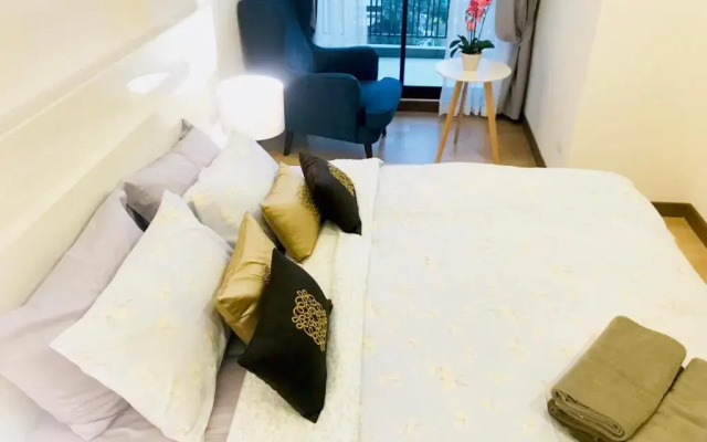 Astra Suites Central