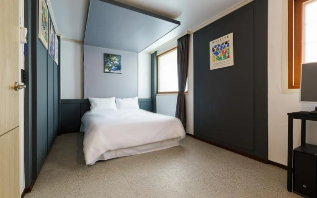 Suwon Station The Gallery Hotel