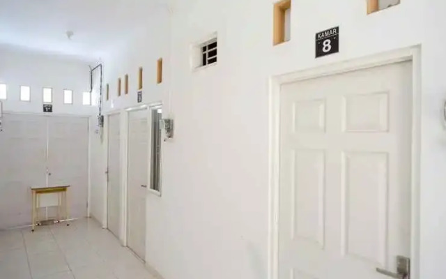 KoolKost Syariah near Universitas Diponegoro 2