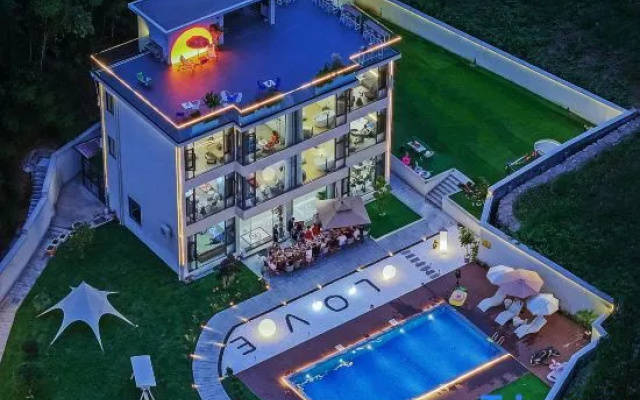 Yizhou Petrichor Mountain View Design Homestay, Anji