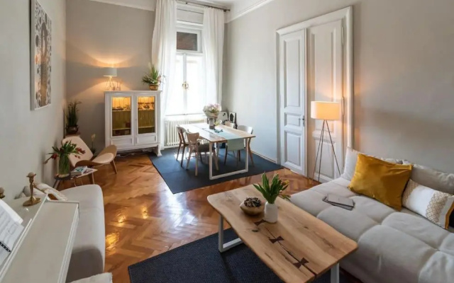 No.8: Lovely & Cosy 3-room Heart of the City