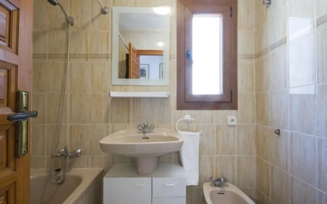 Villa - 3 Bedrooms with Pool and WiFi - 106427