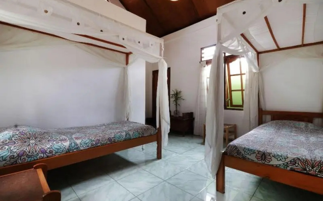 Bagus Bay Guest House by ZUZU