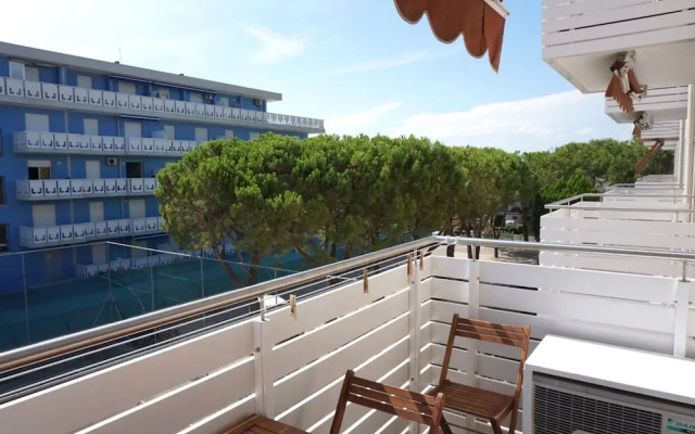 Enjoy Your Holiday in our Pool-beahost