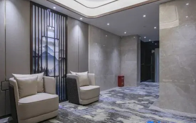 Ruzhou city Oasis Square Metropolo Hotel