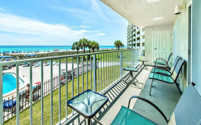 Moonspinner 211B by RealJoy Vacations