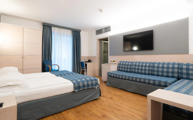 Bike Hotel Caravel