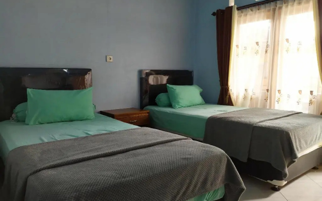 Hotel Tubalong Taliwang Syariah