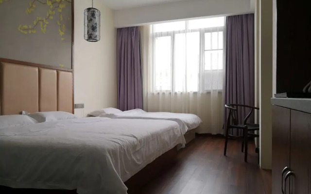 Shanghai Linxi Hotel-Free shuttle bus to Pudong Airport and Disneyland