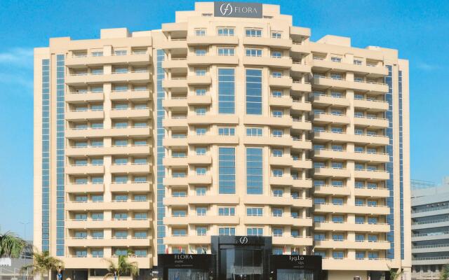 Flora Park Deluxe Hotel Apartments вид на фасад
