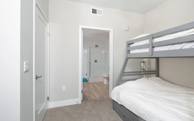 Upscale OC Apartments Homes
