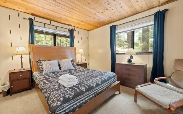 Bear Woods 3BR Retreat