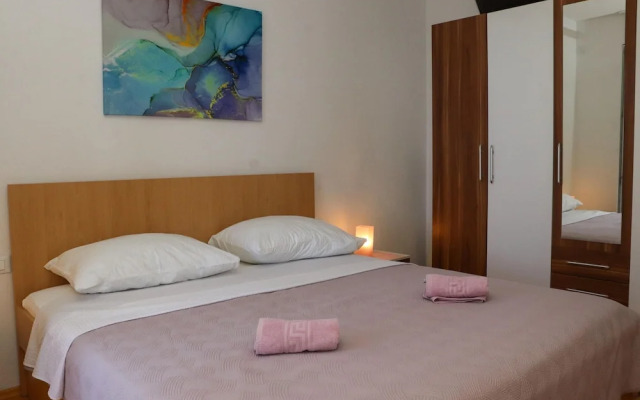 Apartments Ena