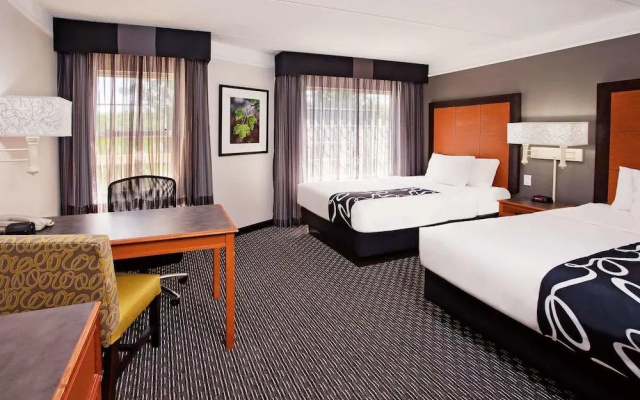 # 941 La Quinta Inn & Suites