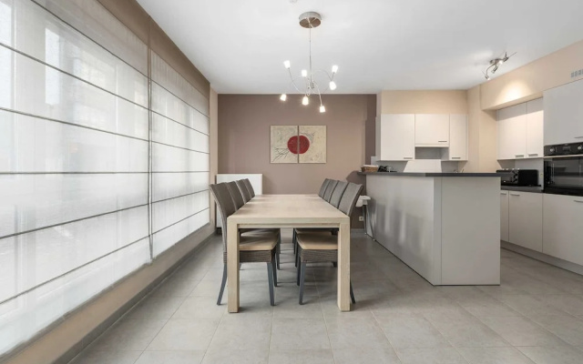 Spacious Ground Floor Apartment for Family