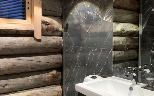 Wilderness Hotel Muotka & Igloos