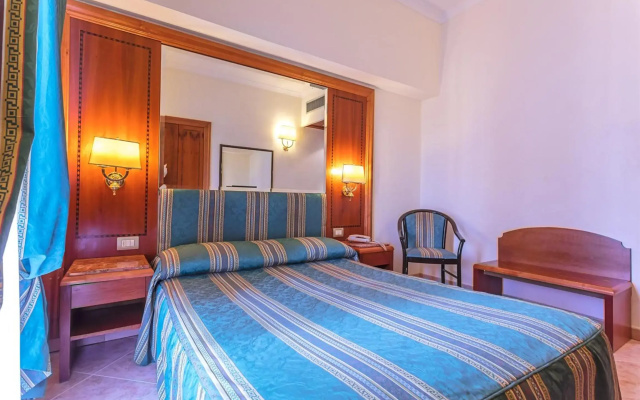 Raeli Hotel Luce