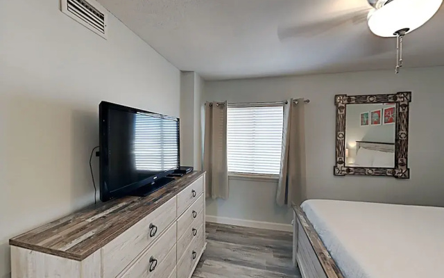 Edgewater West by Luxury Gulf Rentals