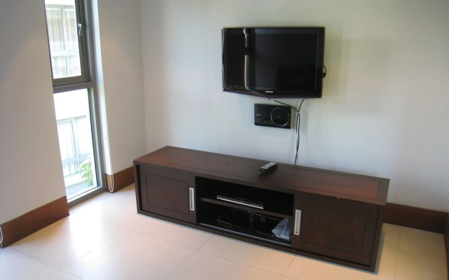 Pearl of Naithon Apartment