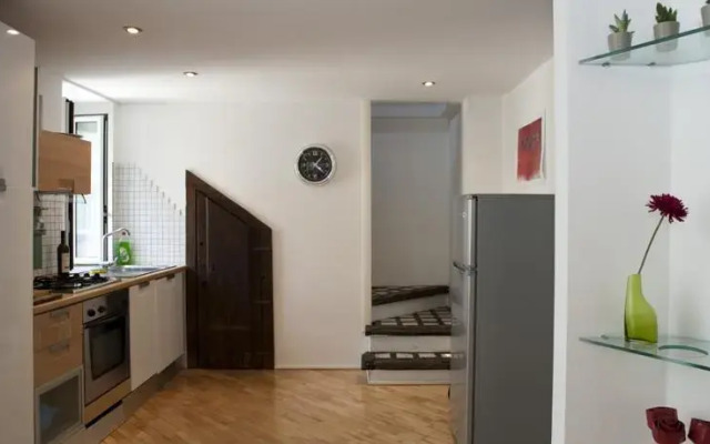 Pasquale Scura Halldis Apartment