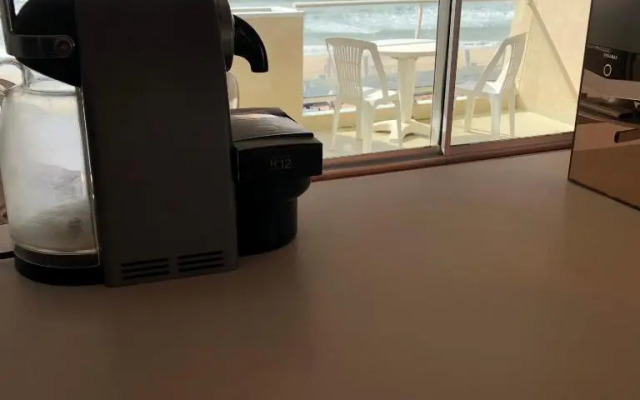 Studio Face Ocean