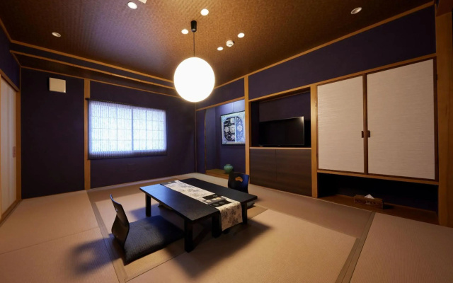Gion Shinmonso
