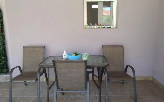 Valta's Room 4
