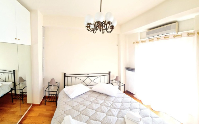 Downtown, penthouse apartment with great view, Pagkrati