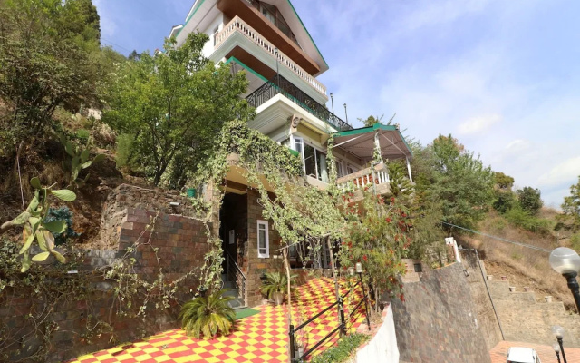 OYO 13608 Home Grand View Suite Shoghi